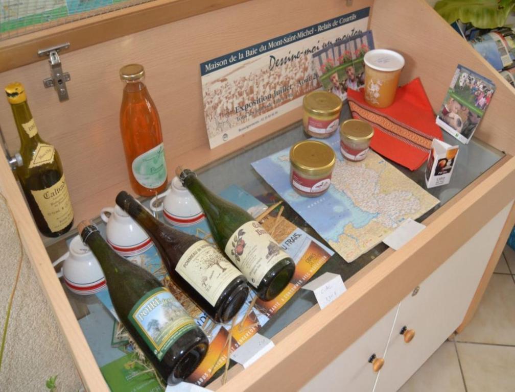 Ferme De La Lande Martel Bed & Breakfast Juilley Екстериор снимка